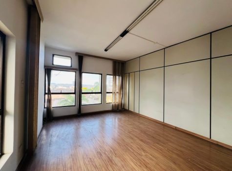 05a275a1-027e-4c3f-ba0f-c2dbf0f0463a (1)