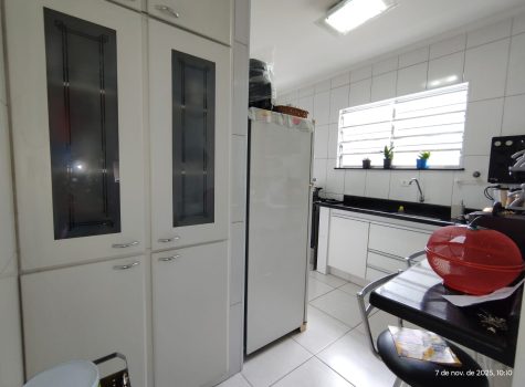 582cf165-8cf7-4e26-89bb-595583d810a5